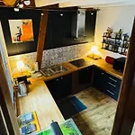 La Maison Rouge Au Coeur Historique De Riquewihr