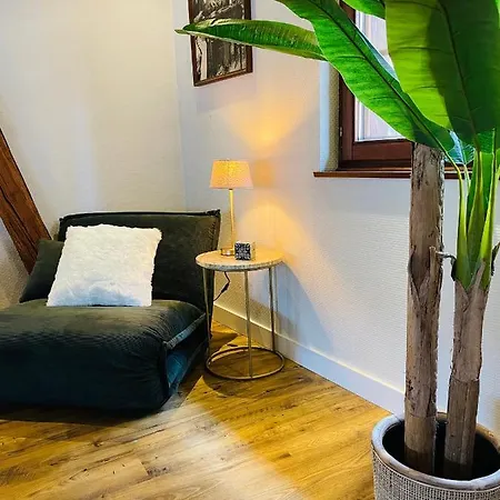 Ferienhaus La Maison Rouge Au Coeur De La Ville.