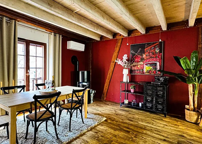 Semesterbostad La Maison Rouge Au Coeur Historique De Riquewihr