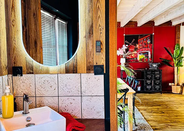 Semesterbostad La Maison Rouge Au Coeur Historique De Riquewihr